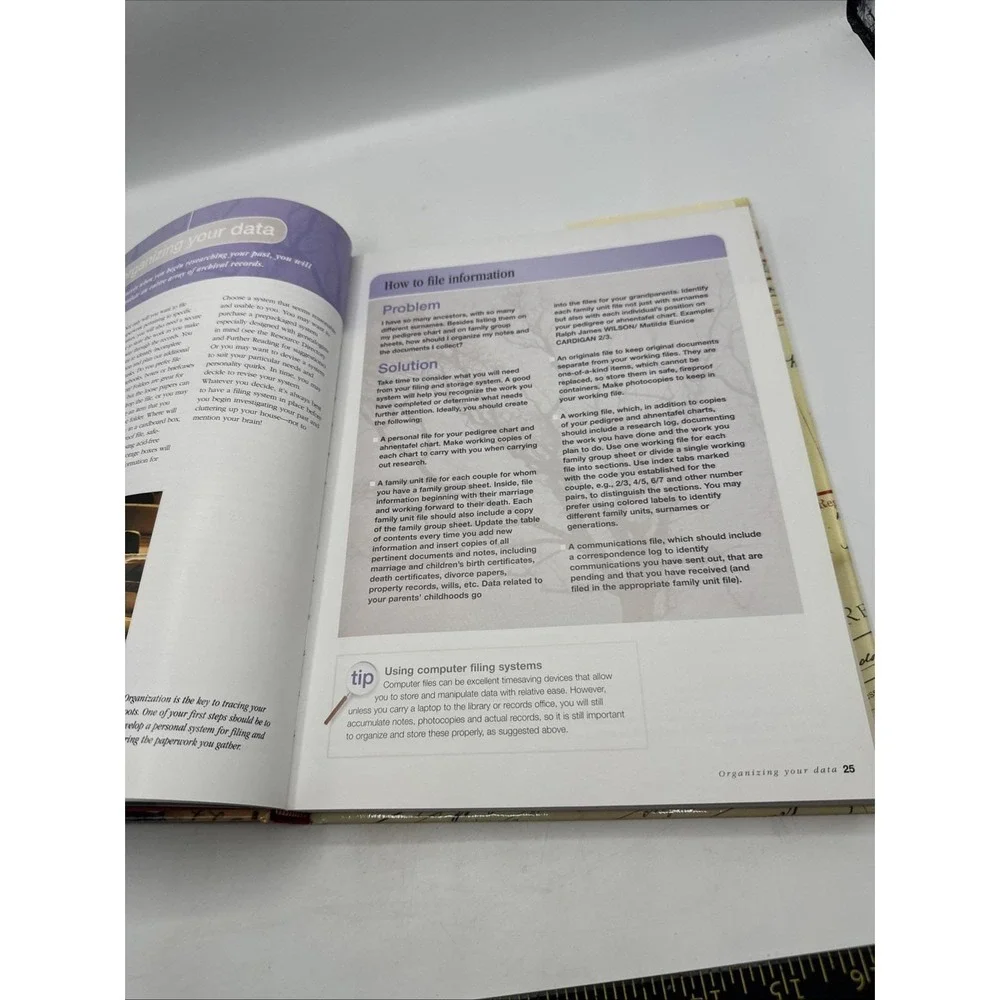 Reader's Digest Tracing Your Family History by Lisa Hull 2006 Hardback